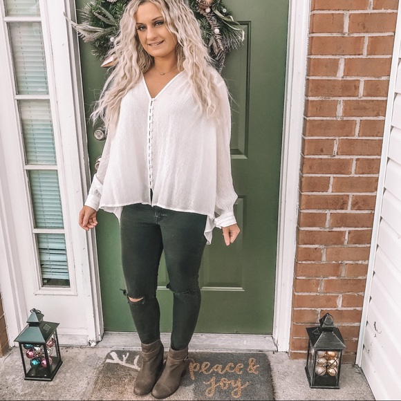 Free People Tops - Free people holiday blouse size medium